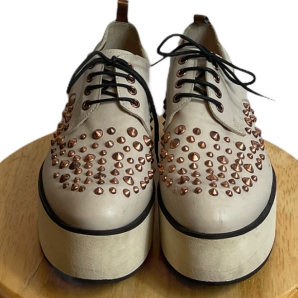 Alexander Smith Platform Bronze Studded Shoes - Picture 3 of 8